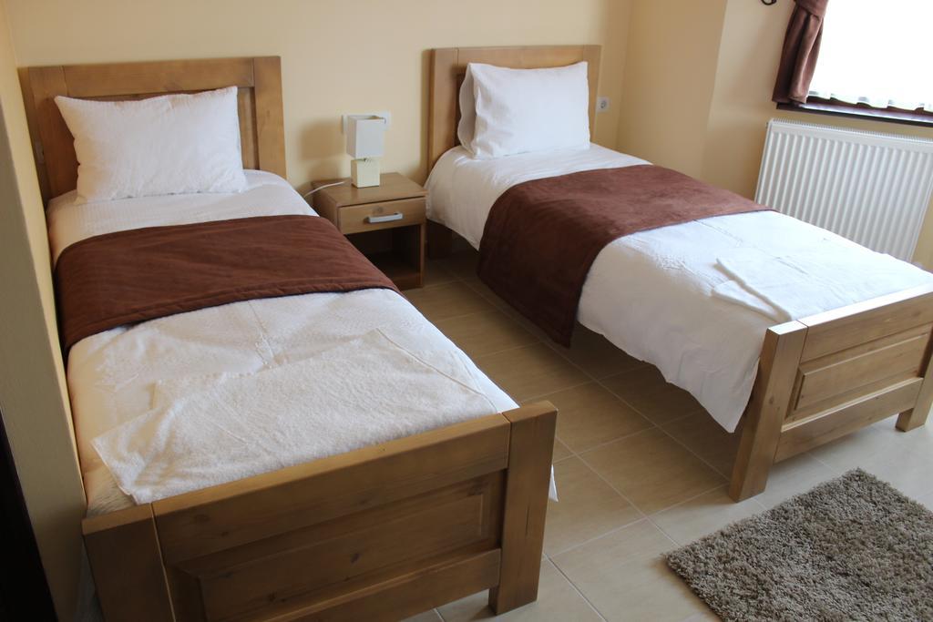 Alice Panzio Gold Bed & Breakfast Kalocsa Cameră foto